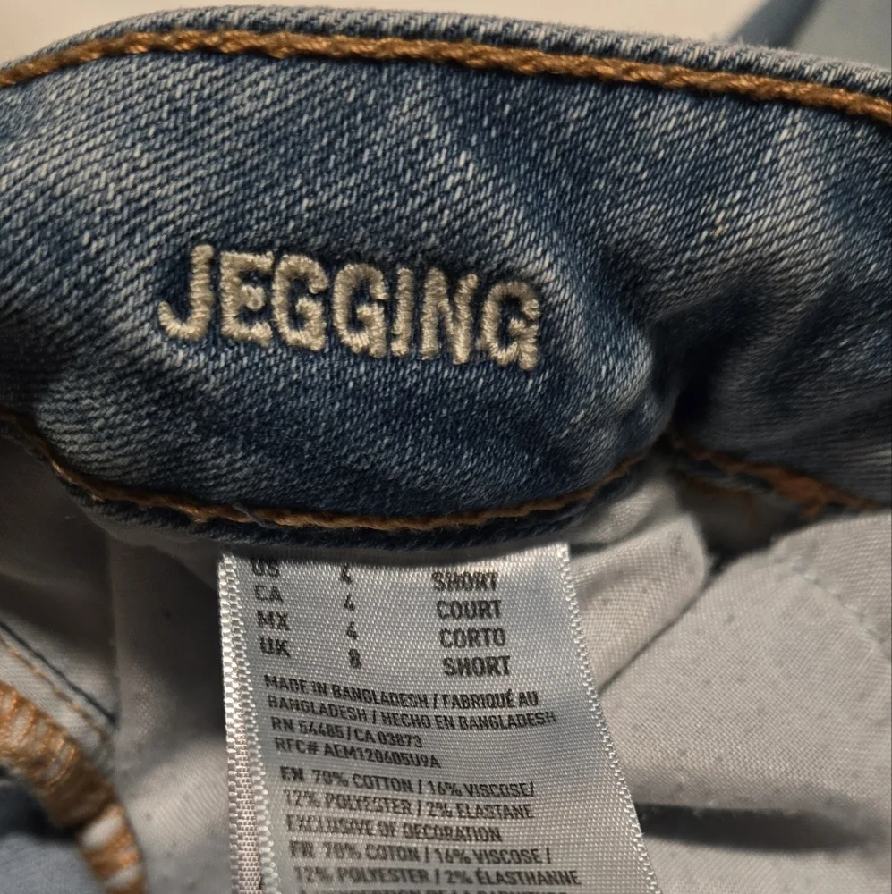 American Eagle Size 4 Short Jegging - Picture 5 of 5